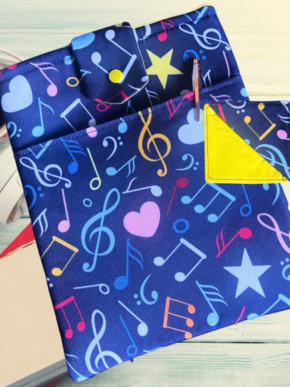 NWOT Music Note Small Book Sleeve, Corner Bookmark, Front Pocket